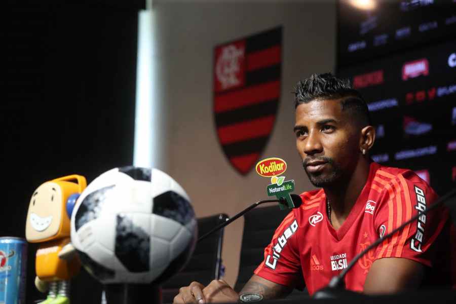 Rodinei Marcelo Lão Tướng Của Flamengo - Hành Trình Khắc Ghi Những Dấu Ấn Đầy Cảm Xúc Rodinei Marcelo Lão Tướng Của Flamengo – Hành Trình Khắc Ghi Những Dấu Ấn Đầy Cảm Xúc