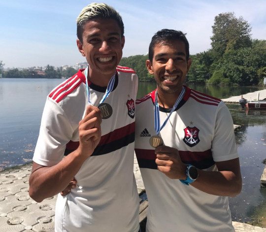 Vangelys Reinke e Emanuel retornam ao clube após conquista do