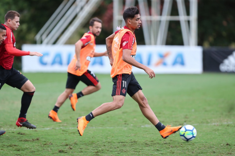 Diego Alves e Léo Duarte exaltam bom momento defensivo do Flamengo na temporada