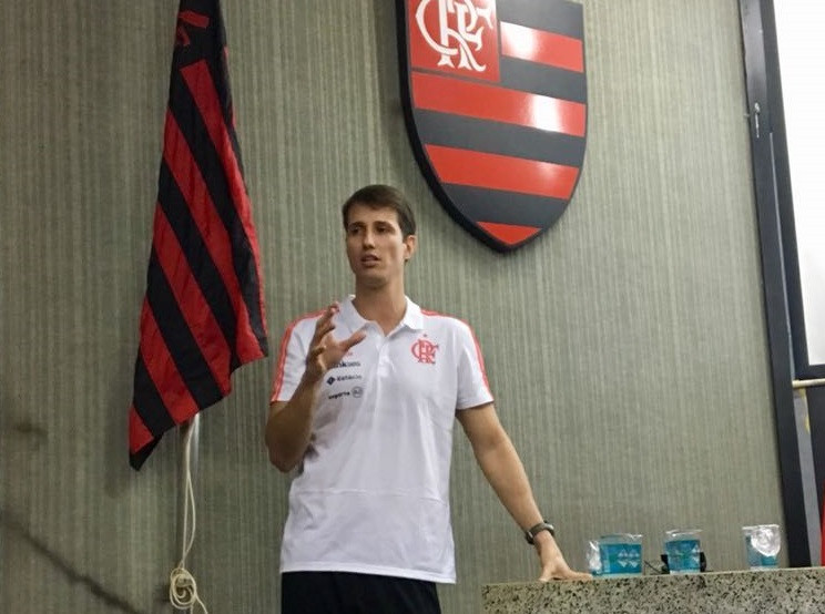 Ricardo Machado é fisioterapeuta do FlaBasquete