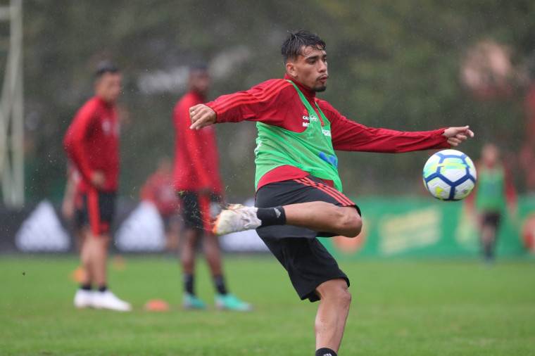 Flamengo segue preparação no Ninho do Urubu