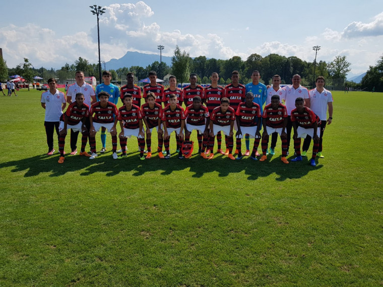 Sub-15 vence mais uma e, mesmo invicto, se torna a quinta melhor equipe do mundo