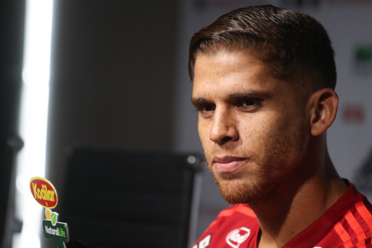 Cuéllar destaca a importância da semana de trabalho antes do confronto diante do Atlético-MG