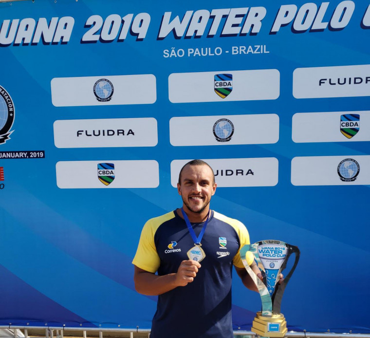 Heitor Carrulo conquista o bicampeonato da Copa UANA pela Seleção Brasileira Heitor Carrulo conquista o bicampeonato da Copa UANA pela Seleção Brasileira