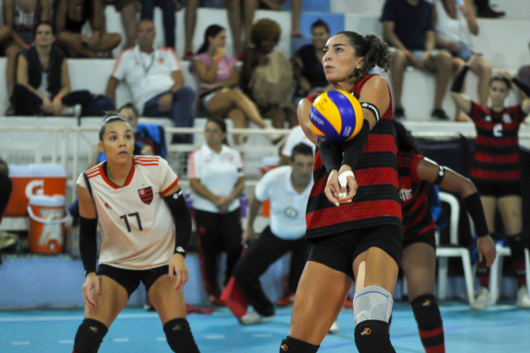 Mais Querido está a uma vitória da vaga na semifinal, fase mais importante da competição (Foto: Marcelo Cortes/Flamengo)