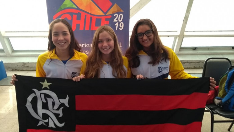 Ana Luisa Daisson (esq.), Ingra Pedroso e Maria Fernanda (dir.) representam o Mais Querido na competição. Ana Luisa Daisson (esq.), Ingra Pedroso e Maria Fernanda (dir.) representam o Mais Querido na competição.