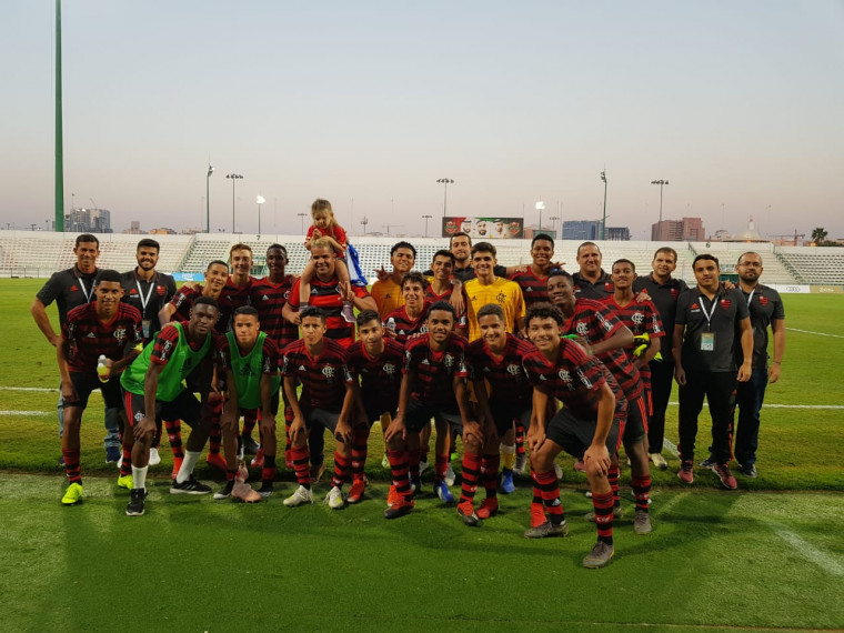 Delegação Sub-16 em Dubai, que segue encantando o mundo com suas atuações de alto nível.