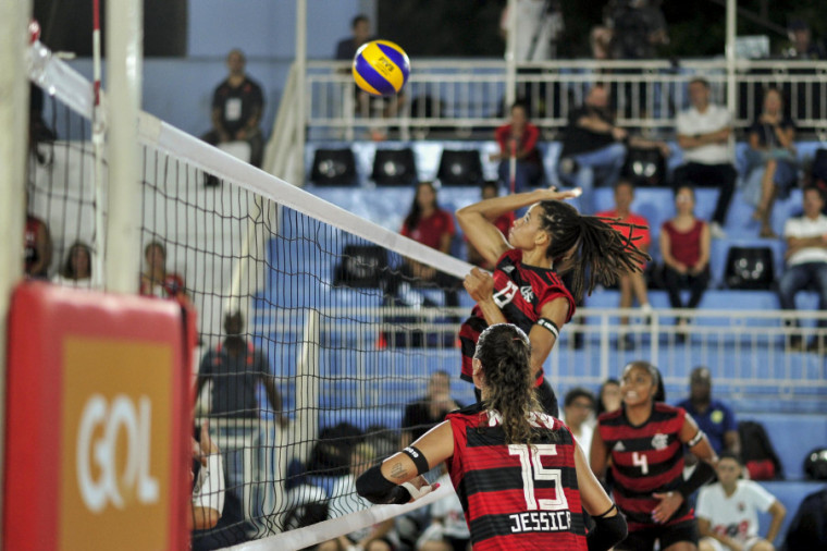 Jessica, Nandyala e Angelica foram fundamentais na conquista da classificação para a Superliga (Foto: Marcelo Cortes/Flamengo)