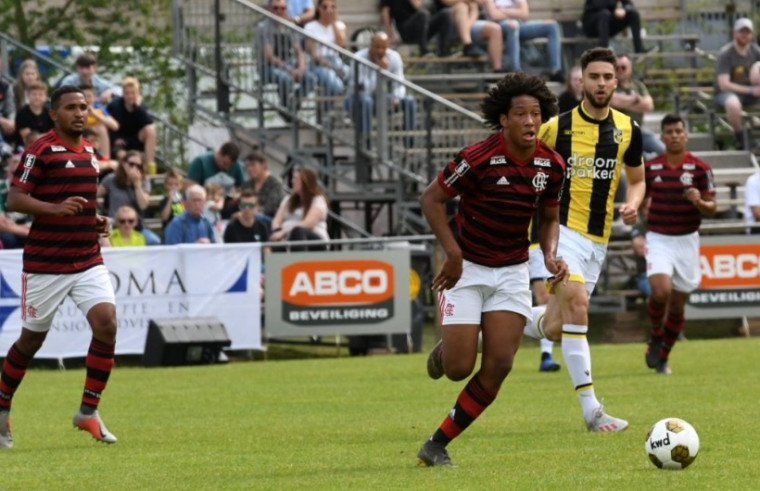 Flamengo chega invicto à semifinal do Torneio de Terborg, na Holanda, e luta pelo quarto título internacional do futebol de base rubro-negro na temporada