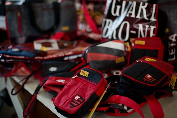 Alguns modelos das novas bolsas do Flamengo (Foto: Gilvan de Souza/ Flamengo) Alguns modelos das novas bolsas do Flamengo (Foto: Gilvan de Souza/ Flamengo)
