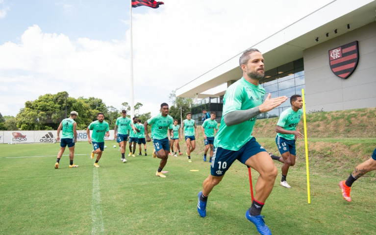 Flamengo finaliza preparação para o jogo decisivo contra o Internacional, pelo Brasileirão