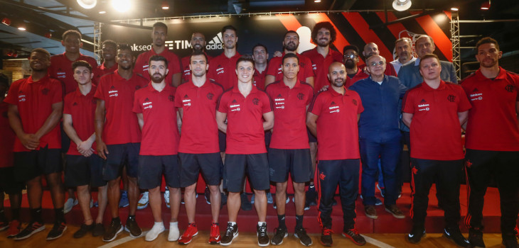 Apresentação do novo time do FlaBasquete