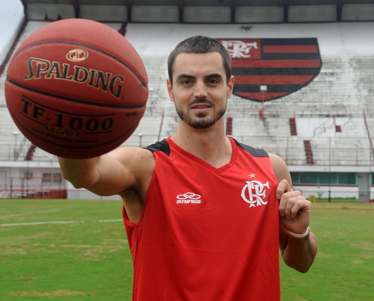 Bruno Zanotti é o novo reforço do Basquete 11012013 Flamengo